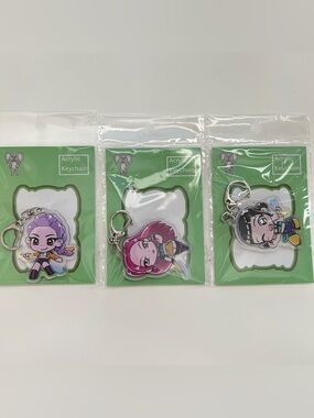 🆕K-pop demon hunters Acrylic Keychains 3 pieces